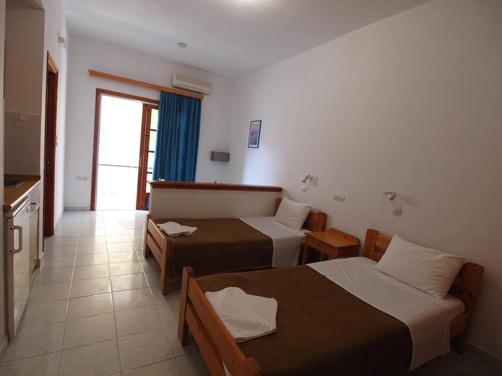 Irini Apartments Platanés Zimmer foto